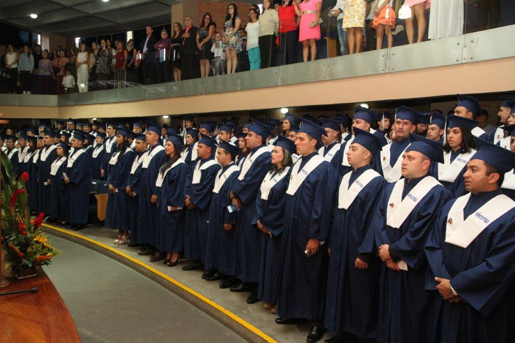 Solemne Ceremonia de Graduación 15 de mayo de 2015IUSH