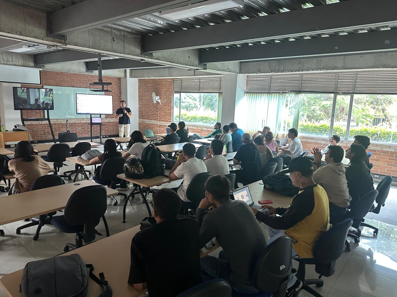 Experiencia de prácticas en Microsoft IUSH